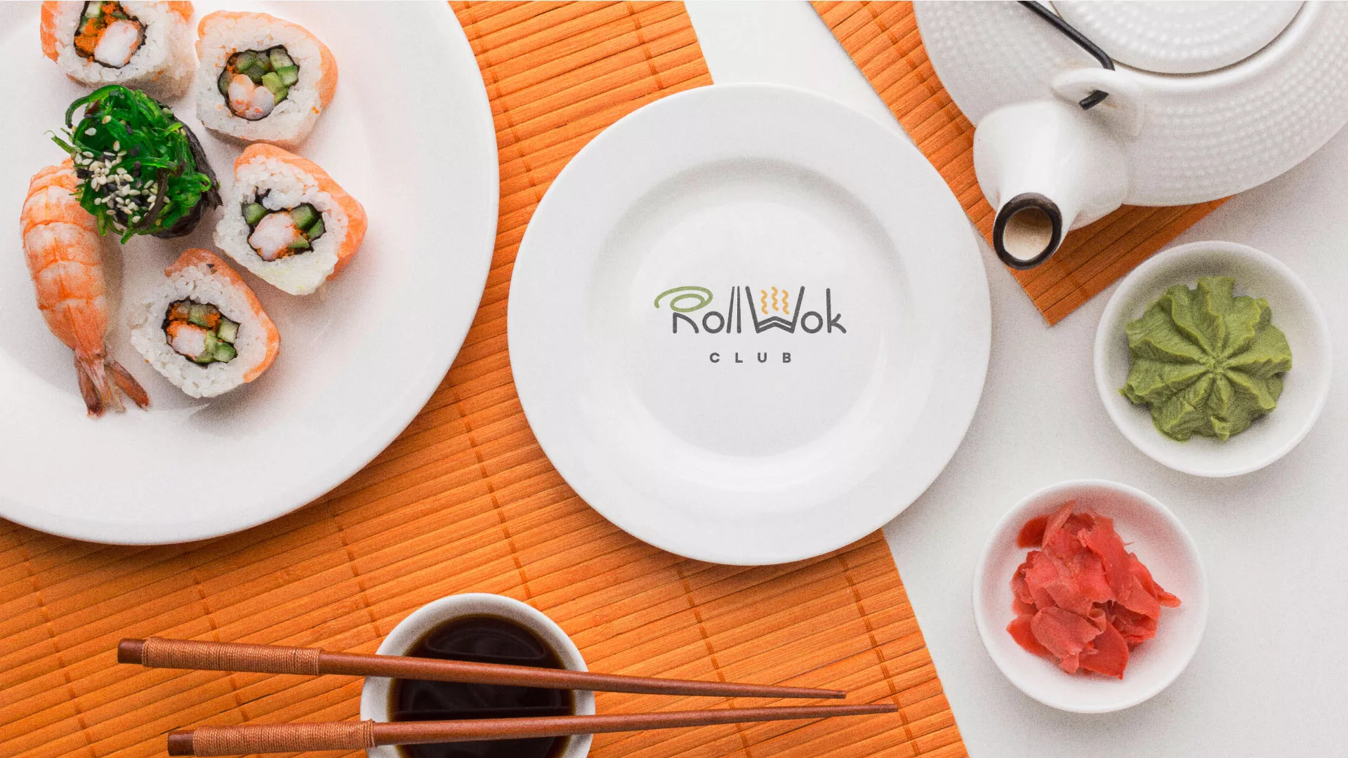 Разработка логотипа и фирменного стиля суши-бара «Roll Wok Club» в Гвардейске